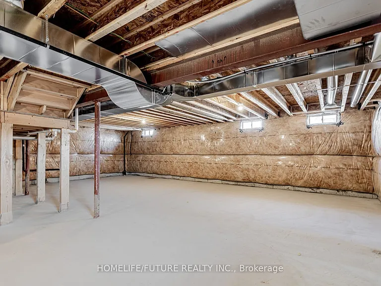 160 Markview Rd — Photo 8