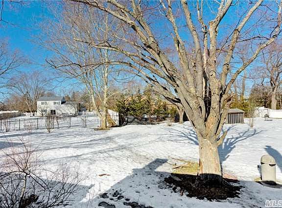 3rd image of 22 Markwood Ln