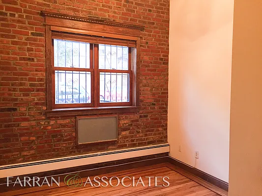 Rented by Farran & Associates | media 12