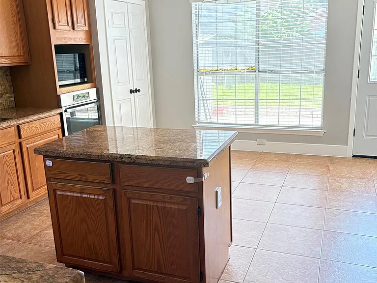 20315 Aspenwilde Dr — Photo 4