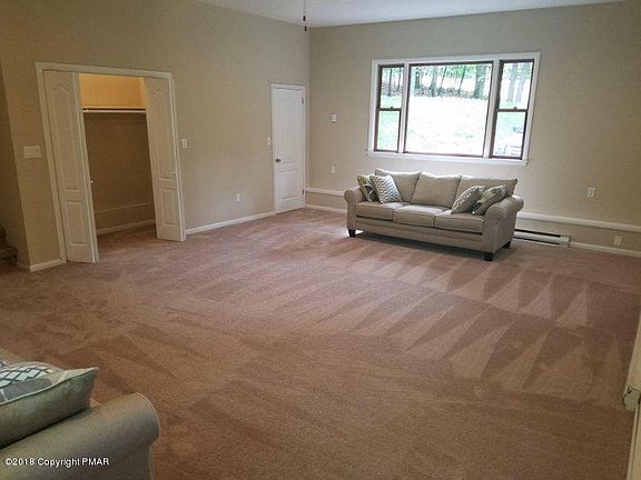 4th image of 1298 Park Dr