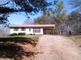 650 Wingfield Orchard Rd, Martinsville, VA 24112