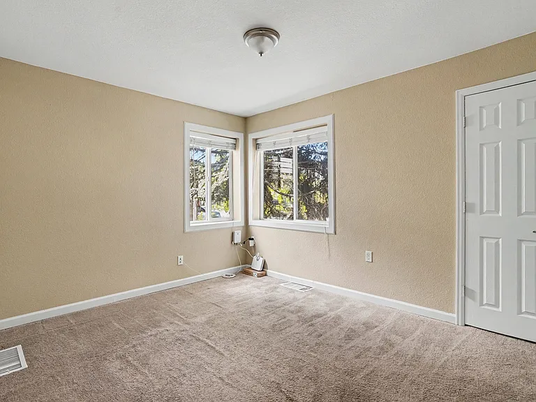 5045 Eliot St — Photo 14