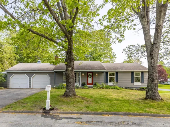 27 Lash Road, Lebanon, NH 03784