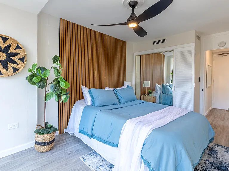 445 Kaiolu St #604 — Photo 18