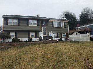 25 Hadowanetz Dr, Ogdensburg, NJ 07439