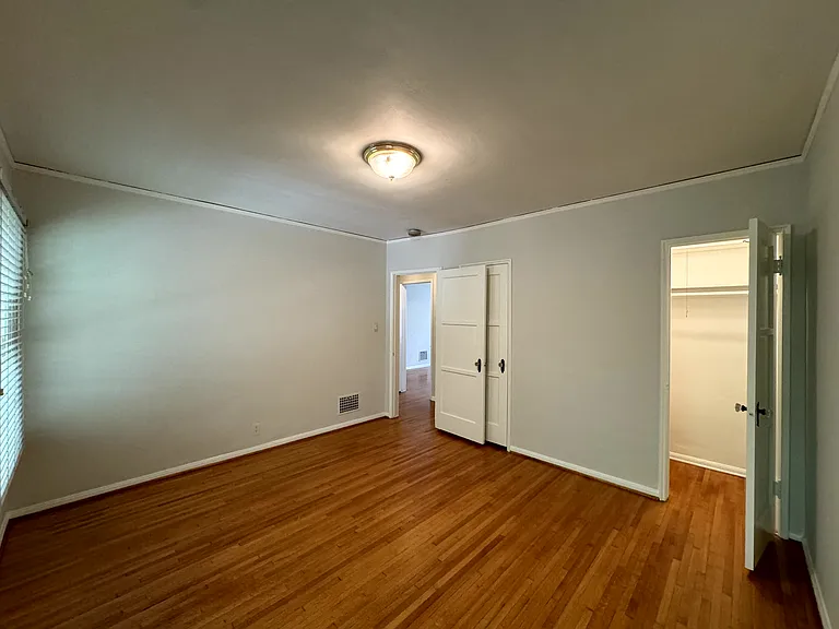 1271 N. Crescent Heights Blvd — Photo 29