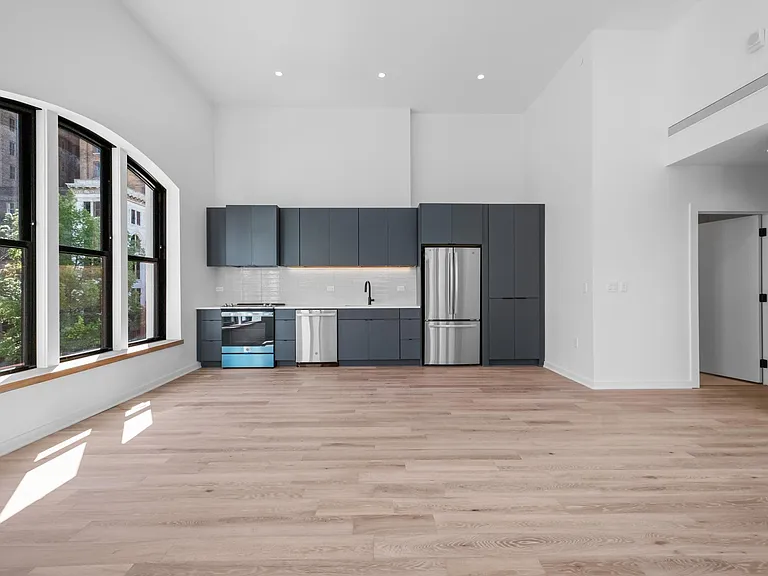 1931 2nd Ave N #303 — Photo 5