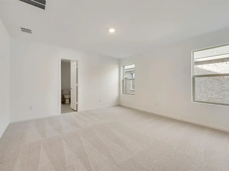 233 Ashbrook St — Photo 17
