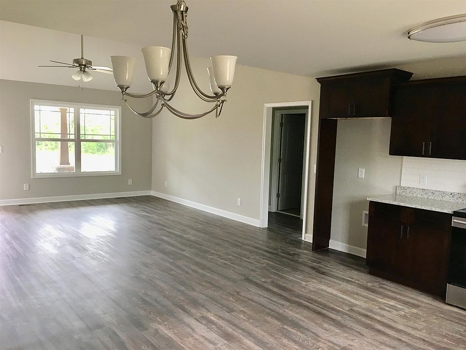 2nd image of 101 Bluegrass Dr Lot 23