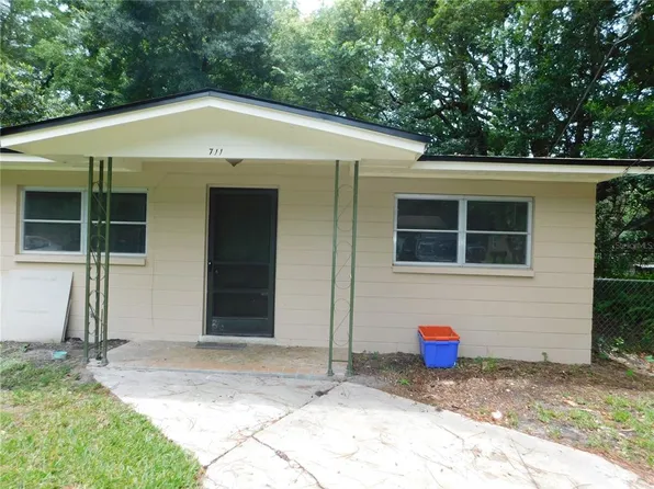711 NW 19th Ave, Gainesville, FL 32609