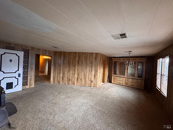 5th image of 173 Brookview Court