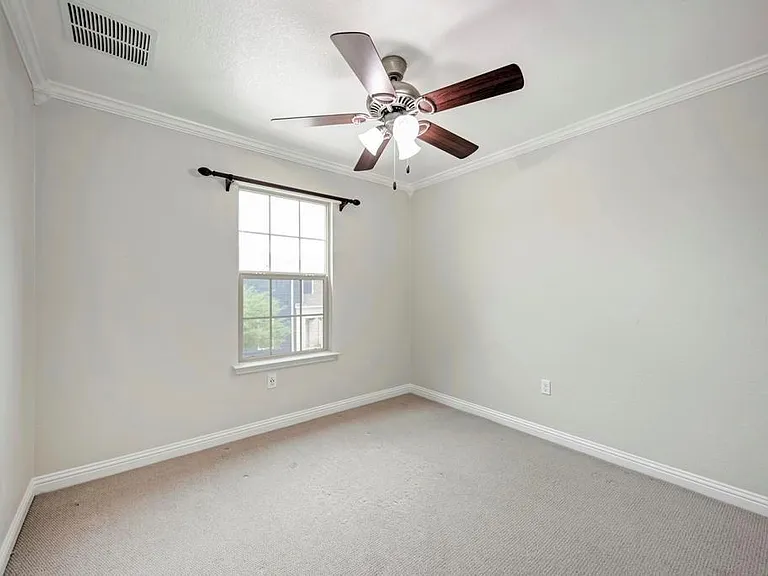 10617 Portico Ln — Photo 19