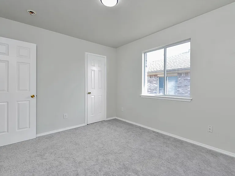 1037 Triple Crown Dr — Photo 23