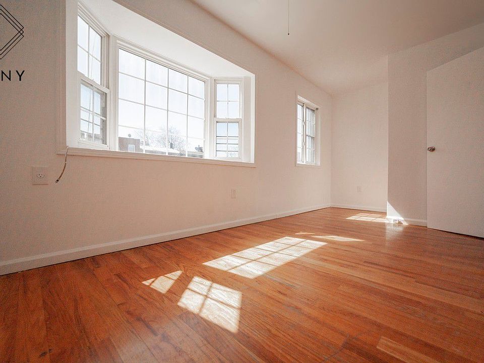1st image of 167 Hart St #2B