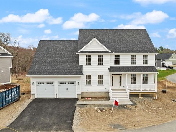 66 Parish Rd #3, Georgetown, MA 01833