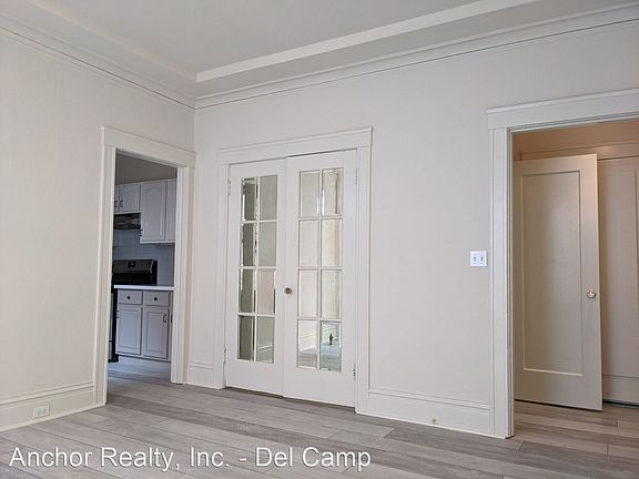 4th image of 140 Julian Ave #204