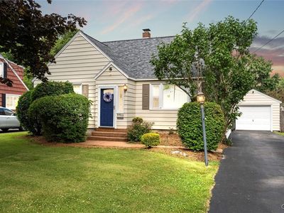 419 Bronson Rd, Syracuse, NY, 13219