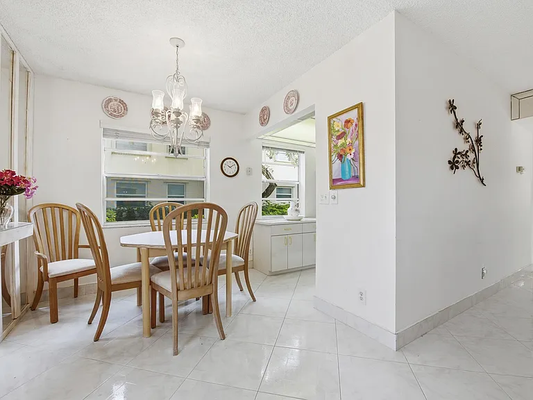 441 Burgundy Ave #441-J — Photo 6