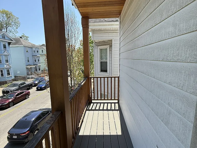 3231 Washington St #3 — Photo 18