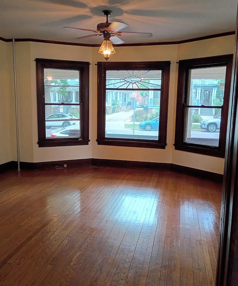 2 bed, 1500 sqft, $1,900 — Photo 4