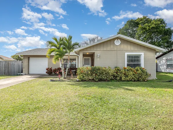 1580 Yorktown Ave, Titusville, FL 32796