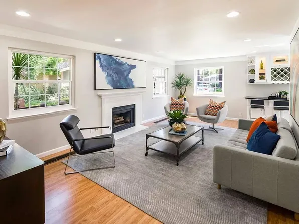 38 Devonshire Ave APT 8, Mountain View, CA 94043