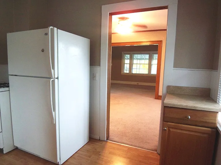 1493 Larchmont Ave #UP — Photo 4