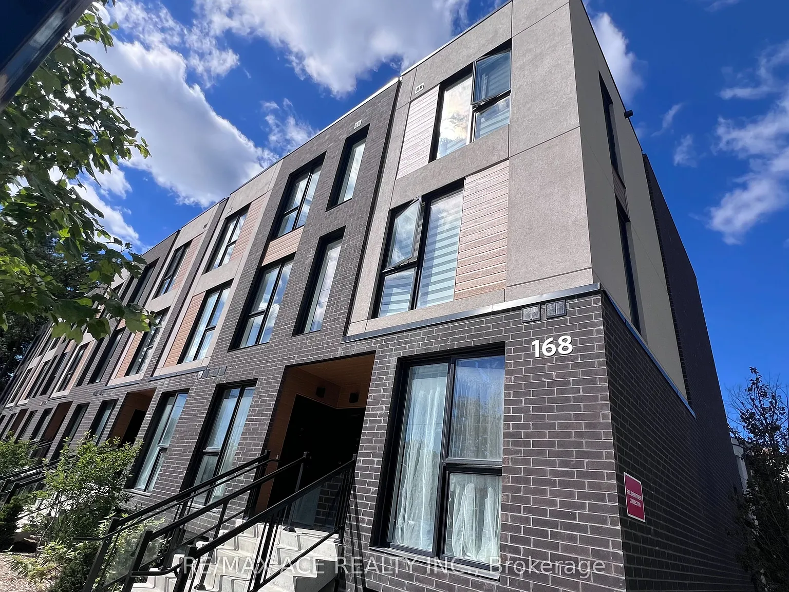 3 bed, $3,150 — Photo 2
