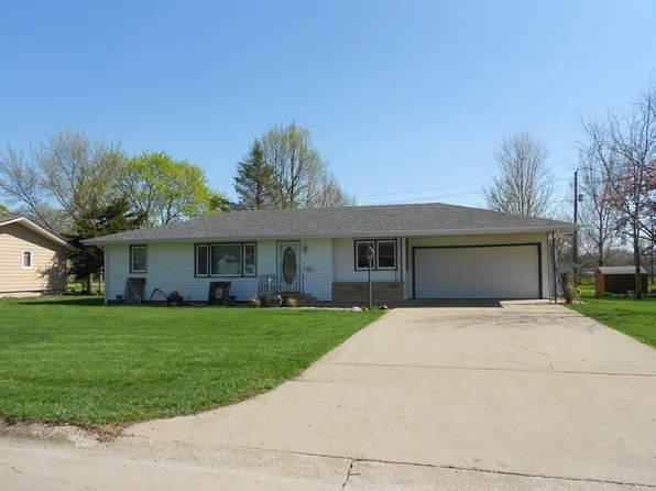 335 Austin St, Rockwell City, IA 50579