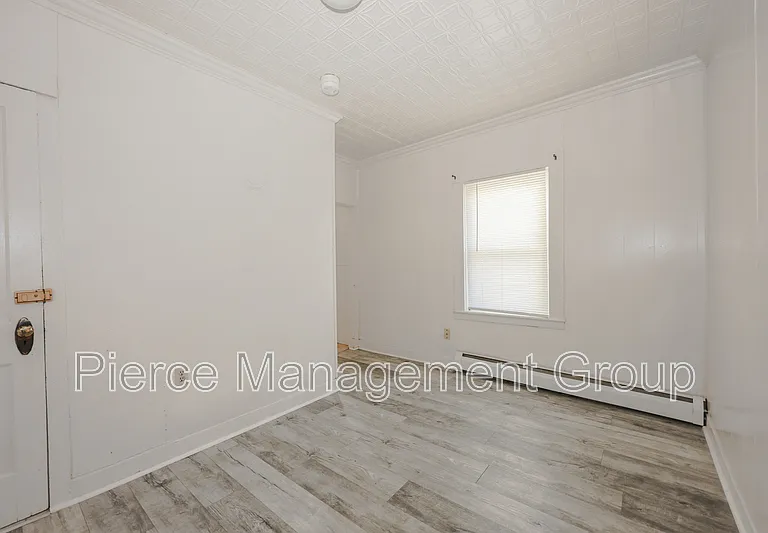 120 Elm St #3 — Photo 16