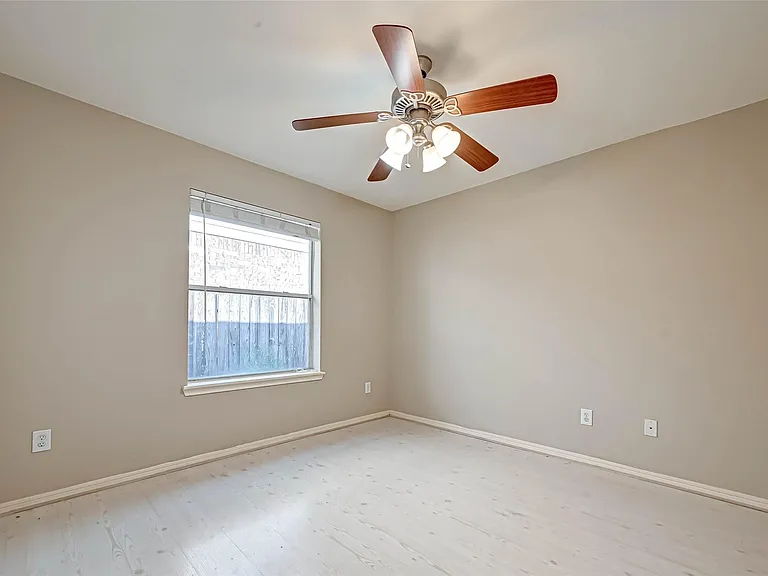 21923 Shady Heath Ln — Photo 38
