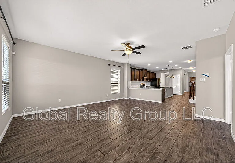 10426 Rosalina Loop — Photo 6