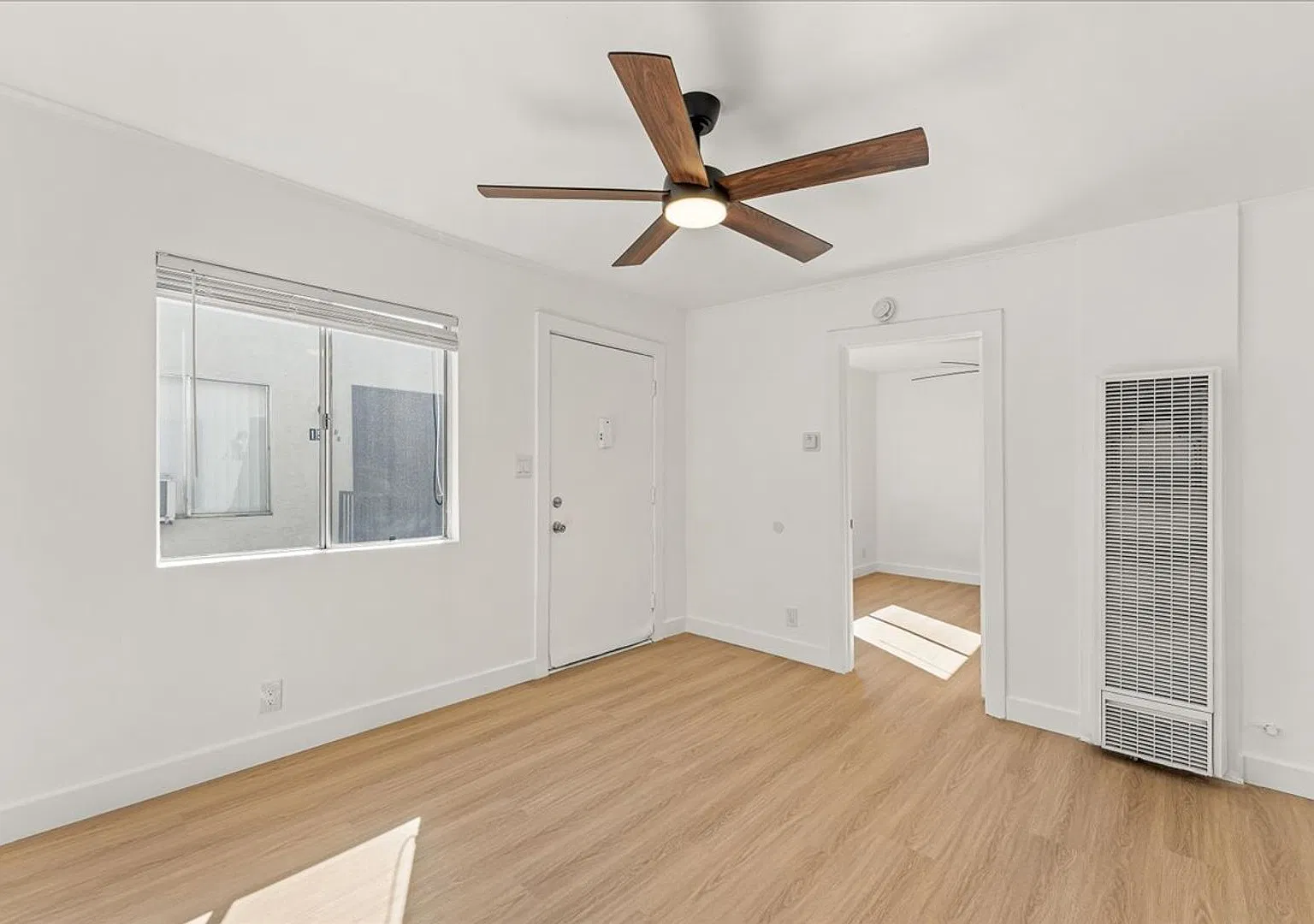 Cozy and Affordable Apartment For Rent! — Photo 1