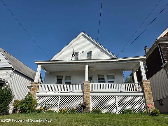 2nd image of 217 Crown Ave