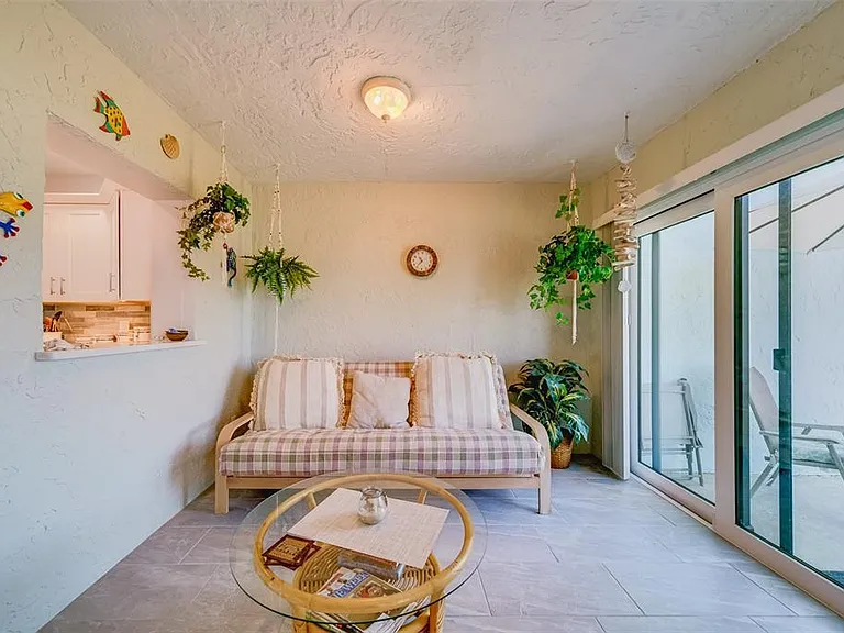 1 Windrush Blvd #63 — Photo 14
