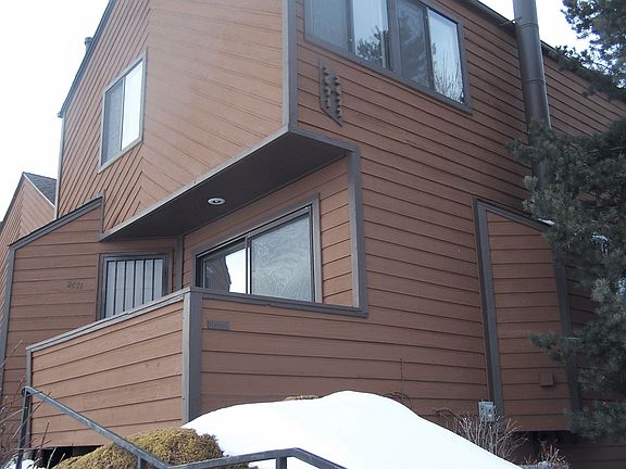 2 story townhome