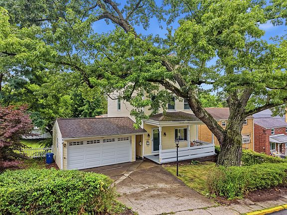 2nd image of 1240 Dagmar Ave