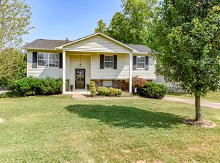 330 Waters Rd, Maryville, TN 37803