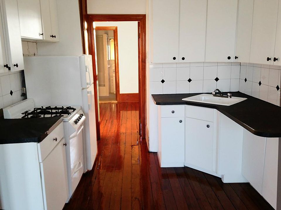 2nd image of 356 Union St APT 18