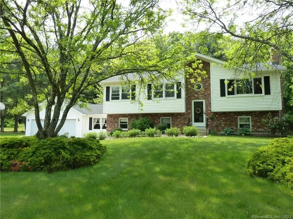 9 Wotton Lane, Burlington, CT 06013