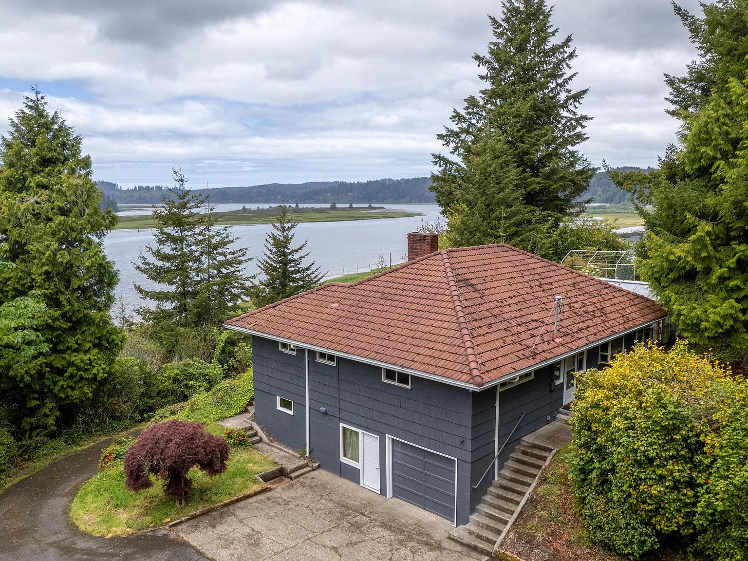 228 Pitt St, Reedsport, OR 97467 Zillow