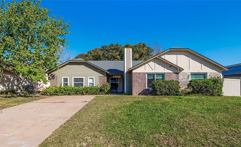 1st image of 7827 BARBERRY DRIVE