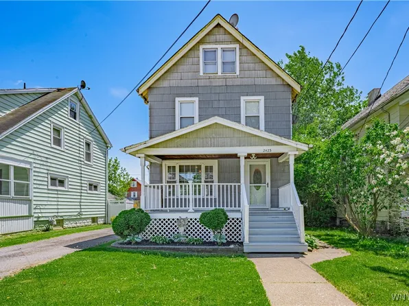 2423 Whitney Ave, Niagara Falls, NY 14301