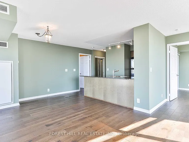 736 Spadina Ave #1104 — Photo 7