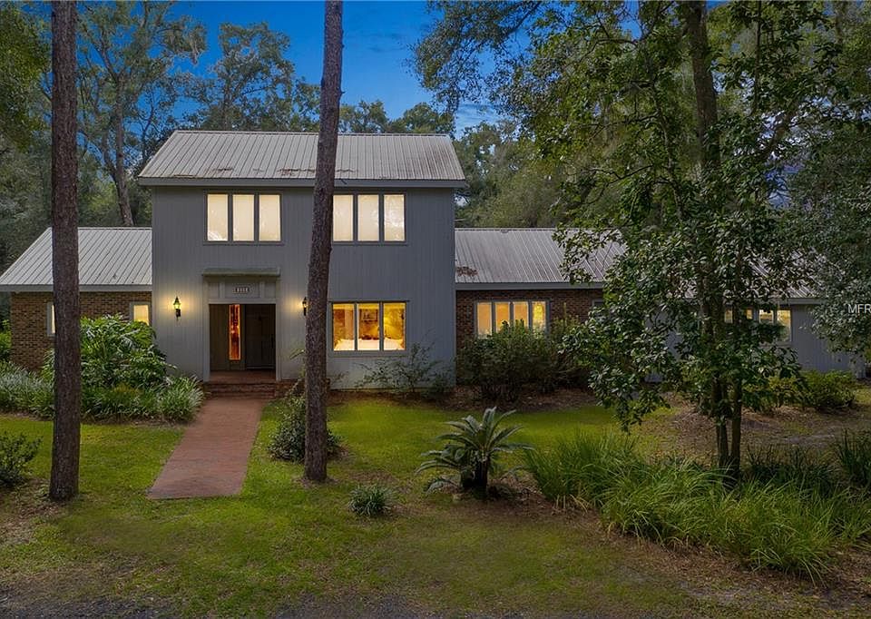 1st image of 333 Washington Oaks Dr