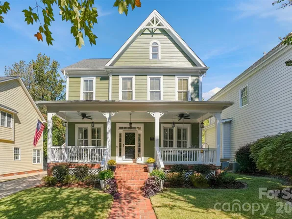 544 Glen Walk Dr, Fort Mill, SC 29708