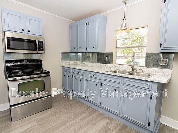 5th image of 1809 Wilcox Blvd