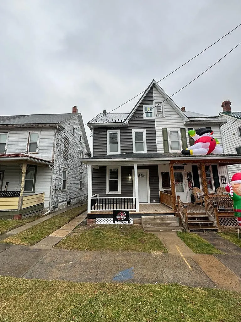 N Mann Ave, Yeagertown — Photo 4