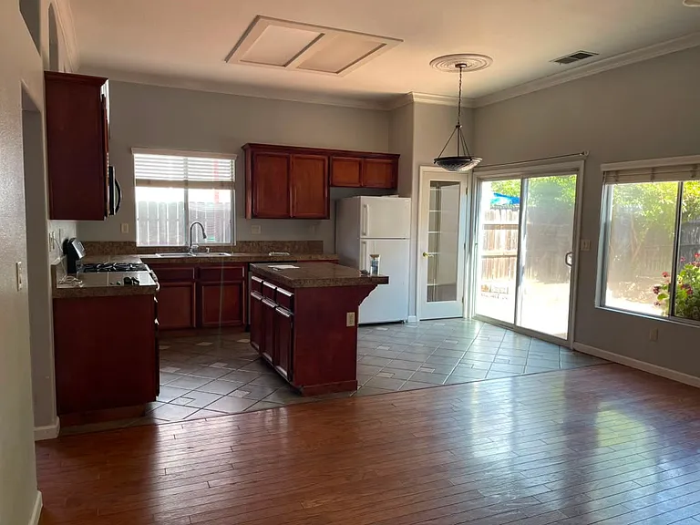 3645 Cooper Island Rd — Photo 11